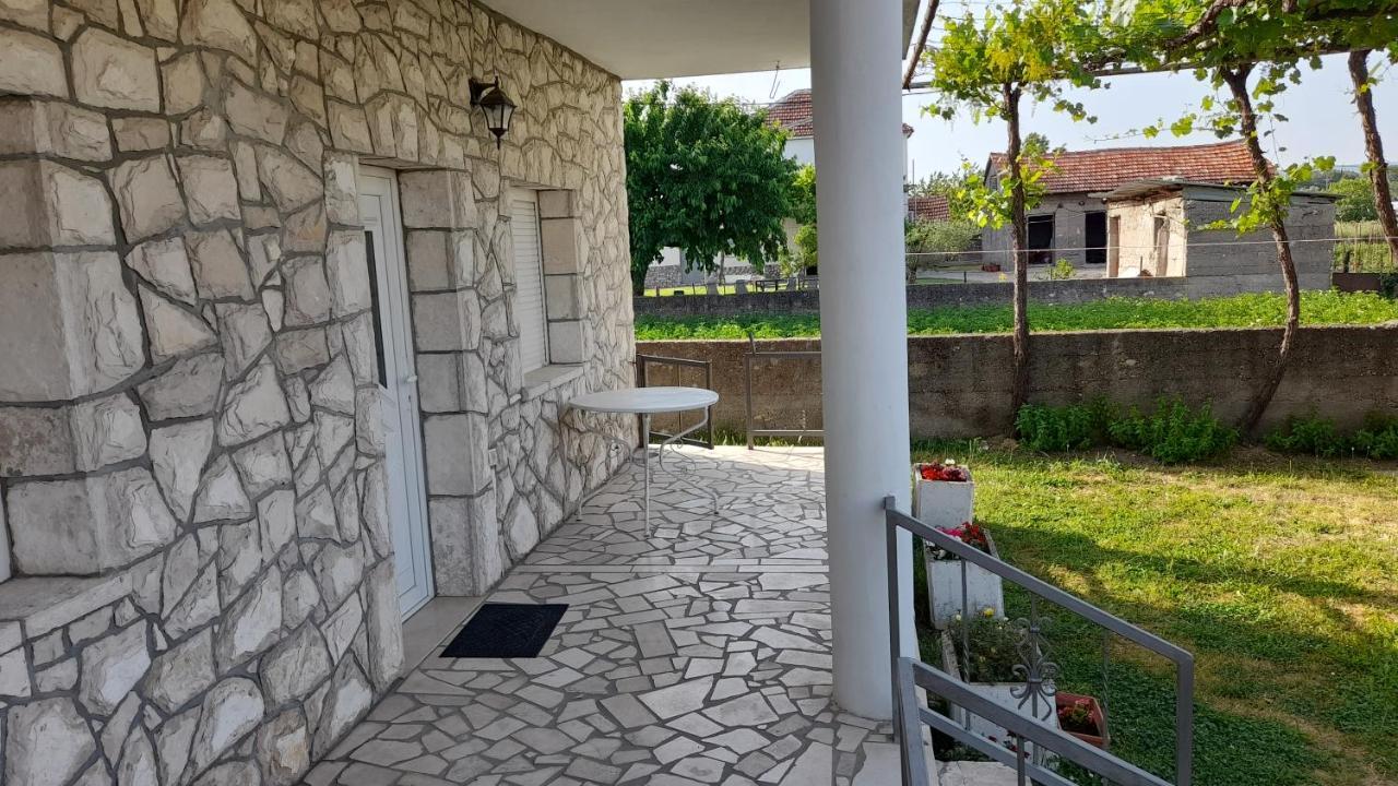 Kamena Kuca Family Rodin Daire Čapljina Dış mekan fotoğraf