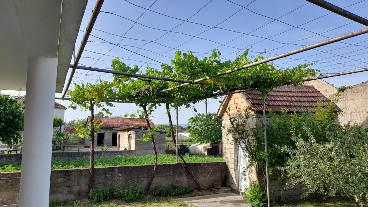 Kamena Kuca Family Rodin Daire Čapljina Dış mekan fotoğraf